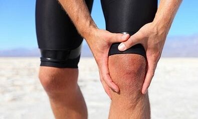 Comment l'arthrose de l'articulation du genou se manifeste